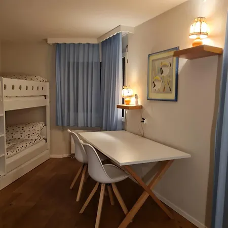 Agrimonia - 5,5-zi Duplex Bis 11 Personen Mit Eigenem Garten Davos