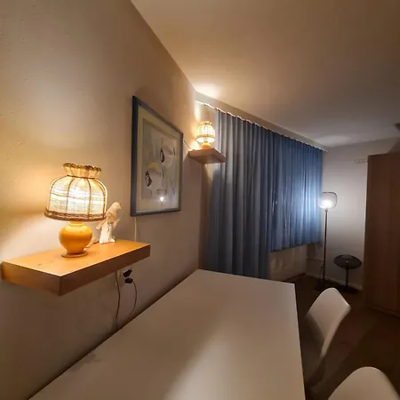 Agrimonia - 5,5-zi Duplex Bis 11 Personen Mit Eigenem Garten Davos