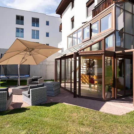 Agrimonia - 5,5-zi Duplex Bis 9 Personen Mit Eigenem Garten Apartamento Davos
