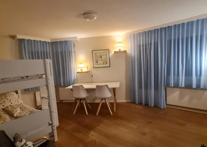 Apartamento Agrimonia - 5,5-zi Duplex Bis 11 Personen Mit Eigenem Garten Davos